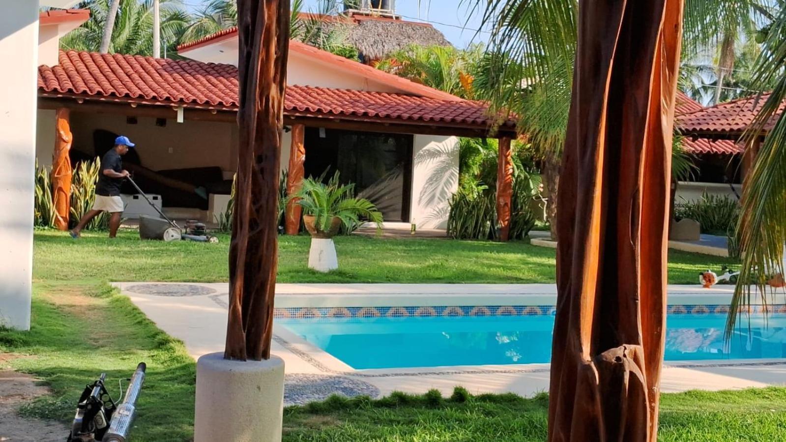 Turtle Beach Villas Zihuatanejo Exterior photo